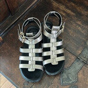 Clarks gold gladiator  Sandals Size 7